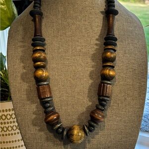 VTG: Wooden Bead Necklace - Brown and Black